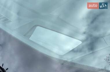 Внедорожник / Кроссовер Toyota C-HR 2023 в 