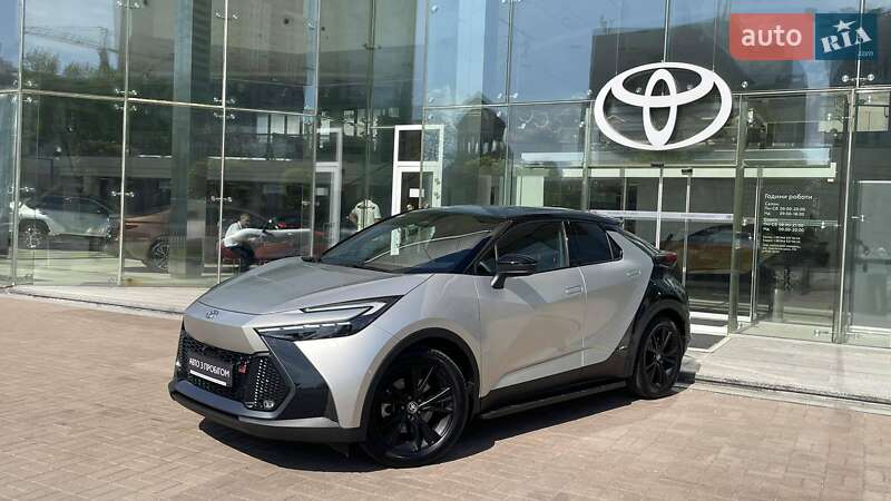 Toyota C-HR 2023