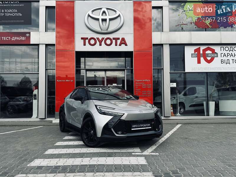 Внедорожник / Кроссовер Toyota C-HR 2023 в Тернополе