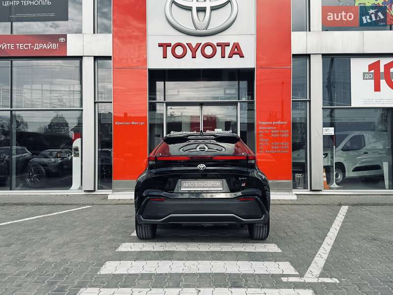 Внедорожник / Кроссовер Toyota C-HR 2023 в Тернополе