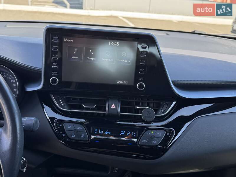 Позашляховик / Кросовер Toyota C-HR 2020 в Києві