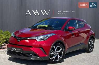 Позашляховик / Кросовер Toyota C-HR 2017 в Львові