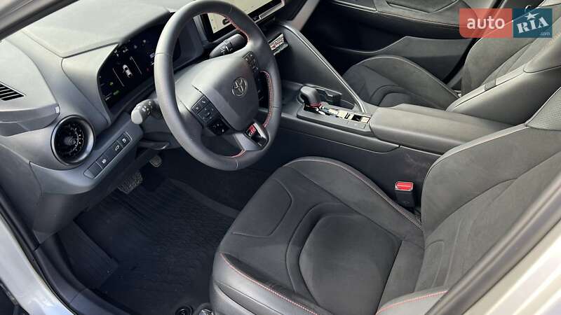 Внедорожник / Кроссовер Toyota C-HR 2023 в Кременчуге