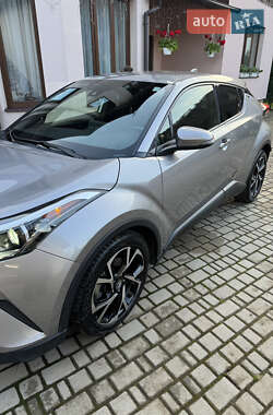 Внедорожник / Кроссовер Toyota C-HR 2019 в Ивано-Франковске