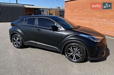 Позашляховик / Кросовер Toyota C-HR 2020 в Києві