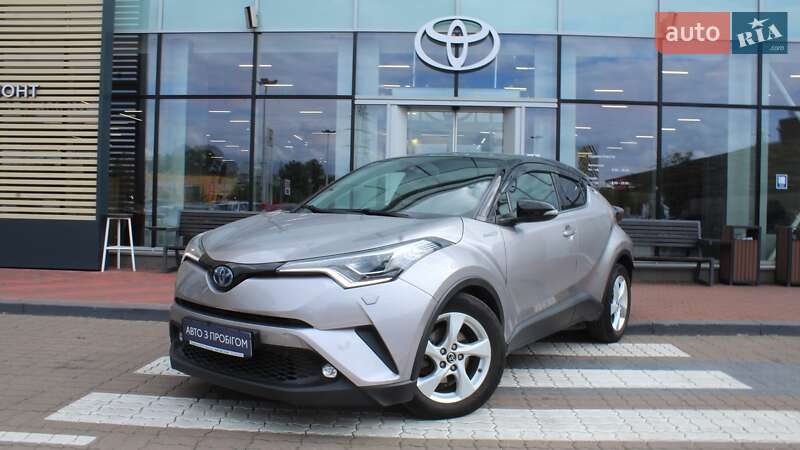 Позашляховик / Кросовер Toyota C-HR 2019 в 