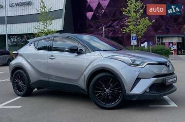 Позашляховик / Кросовер Toyota C-HR 2017 в Києві