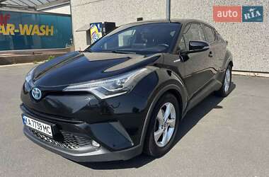Позашляховик / Кросовер Toyota C-HR 2017 в Львові