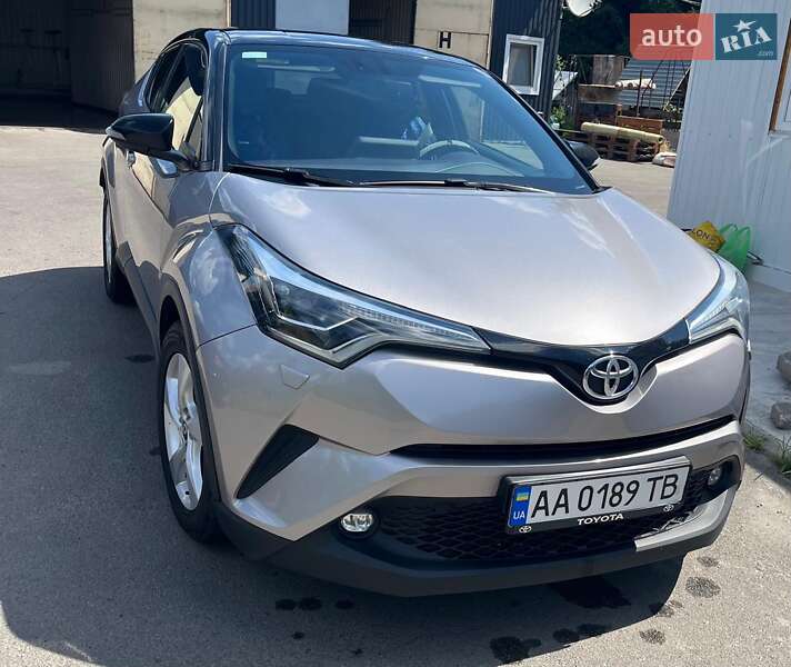 Toyota C-HR 2017