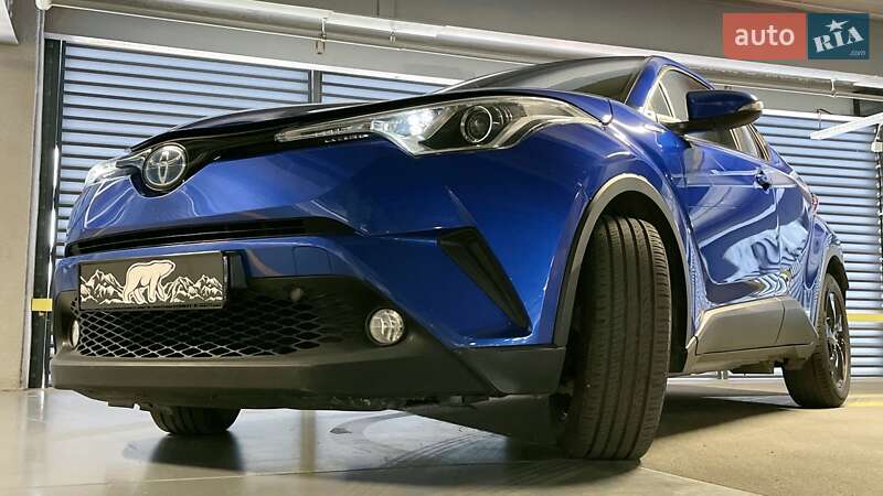 Позашляховик / Кросовер Toyota C-HR 2018 в Вінниці