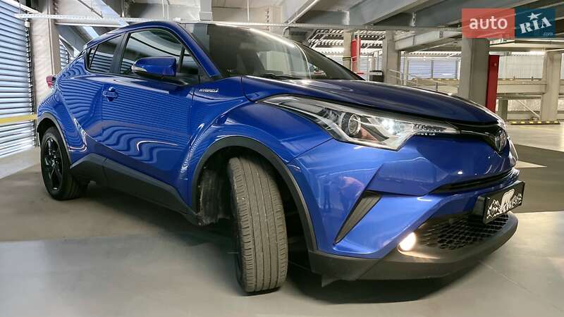 Позашляховик / Кросовер Toyota C-HR 2018 в Вінниці