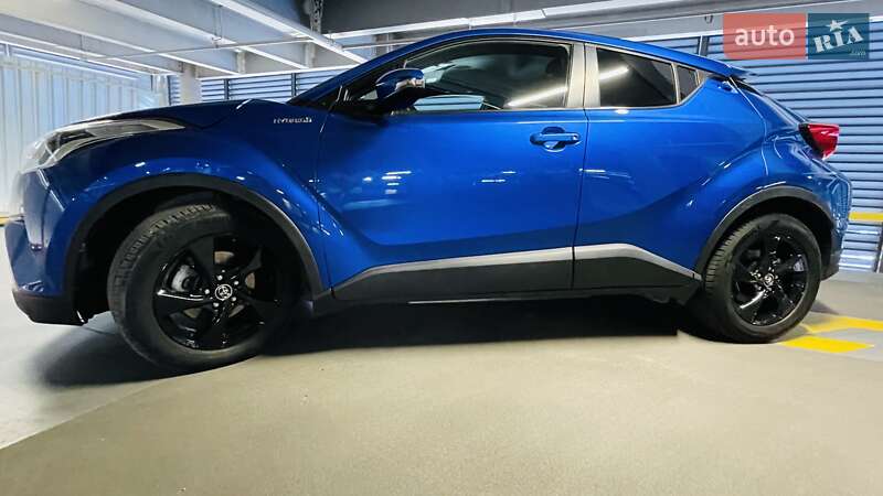 Позашляховик / Кросовер Toyota C-HR 2018 в Вінниці