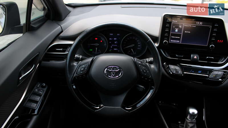 Позашляховик / Кросовер Toyota C-HR 2020 в Черкасах