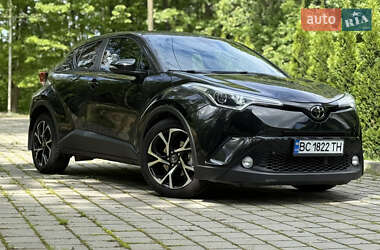 Внедорожник / Кроссовер Toyota C-HR 2018 в Трускавце