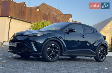 Позашляховик / Кросовер Toyota C-HR 2023 в Рівному