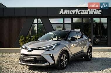 Внедорожник / Кроссовер Toyota C-HR 2021 в Черновцах