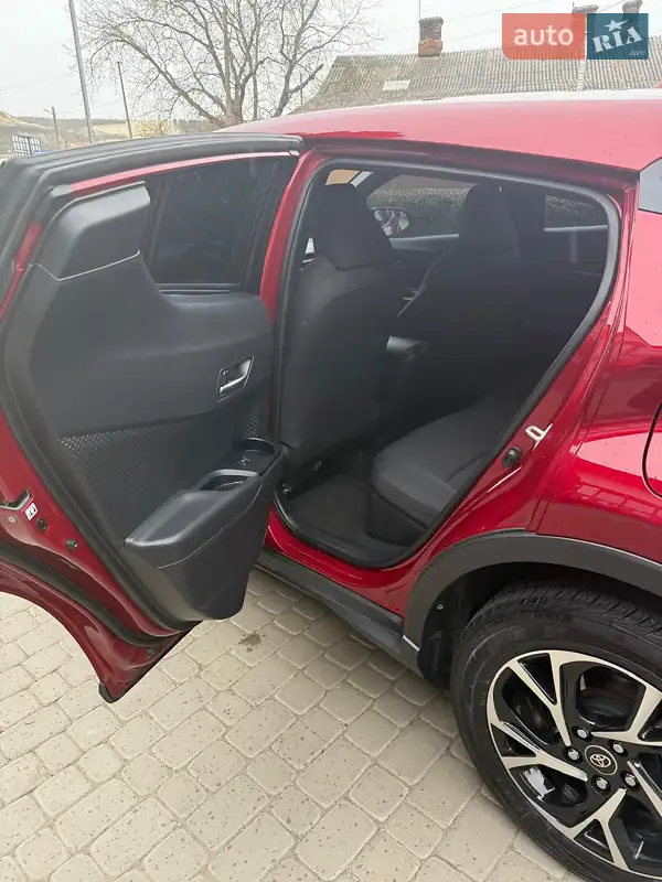 Toyota C-HR 2019 VIN NMTKHMBX0KR088873 фото оголошення 8 з 51