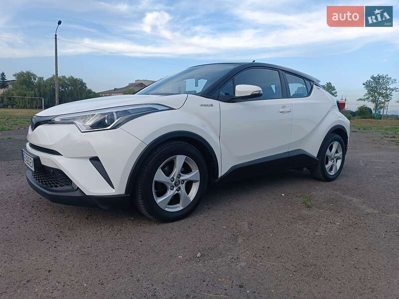 Позашляховик / Кросовер Toyota C-HR 2018 в Івано-Франківську фото 15 Позашляховик / Кросовер Toyota C-HR 2018 в Івано-Франківську
