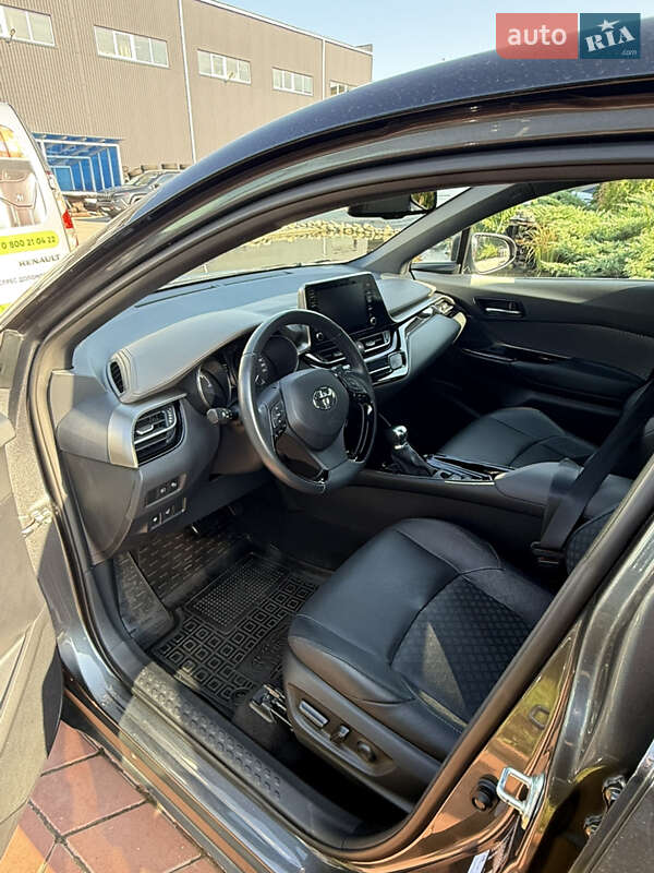 Внедорожник / Кроссовер Toyota C-HR 2022 в Киеве фото 8 Внедорожник / Кроссовер Toyota C-HR 2022 в Киеве
