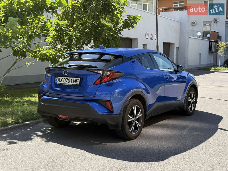 Внедорожник / Кроссовер Toyota C-HR 2020 в Харькове фото 6 Внедорожник / Кроссовер Toyota C-HR 2020 в Харькове