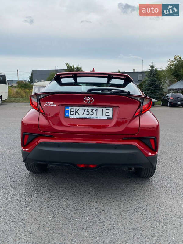 Позашляховик / Кросовер Toyota C-HR 2020 в Рівному фото 6 Позашляховик / Кросовер Toyota C-HR 2020 в Рівному