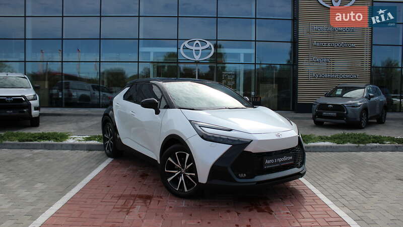Toyota C-HR 2023