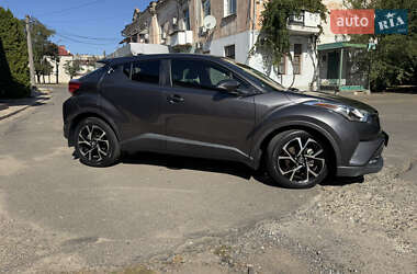 Позашляховик / Кросовер Toyota C-HR 2019 в Миколаєві