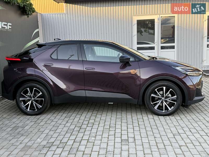 Внедорожник / Кроссовер Toyota C-HR 2024 в Виннице