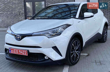 Внедорожник / Кроссовер Toyota C-HR 2018 в Киеве