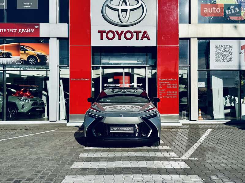 Внедорожник / Кроссовер Toyota C-HR 2024 в Тернополе