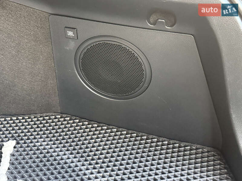 Внедорожник / Кроссовер Toyota C-HR 2018 в Чернигове