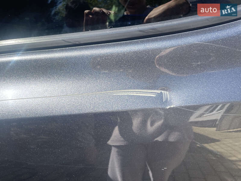 Позашляховик / Кросовер Toyota C-HR 2017 в Дніпрі