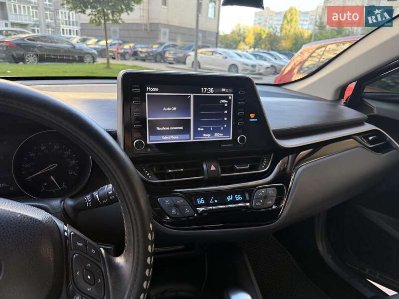 Позашляховик / Кросовер Toyota C-HR 2019 в Києві фото 28 Позашляховик / Кросовер Toyota C-HR 2019 в Києві