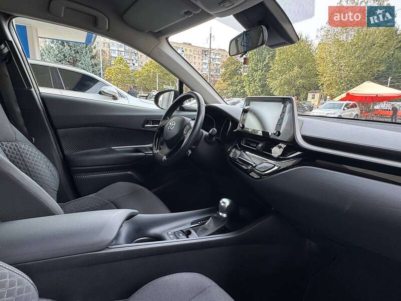 Позашляховик / Кросовер Toyota C-HR 2020 в Одесі