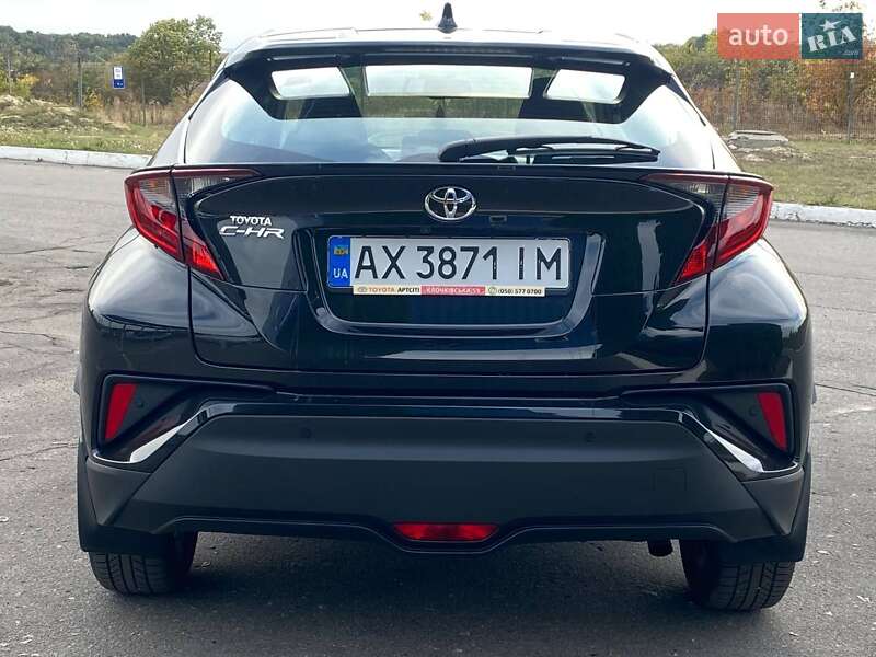 Внедорожник / Кроссовер Toyota C-HR 2019 в Полтаве фото 13 Внедорожник / Кроссовер Toyota C-HR 2019 в Полтаве