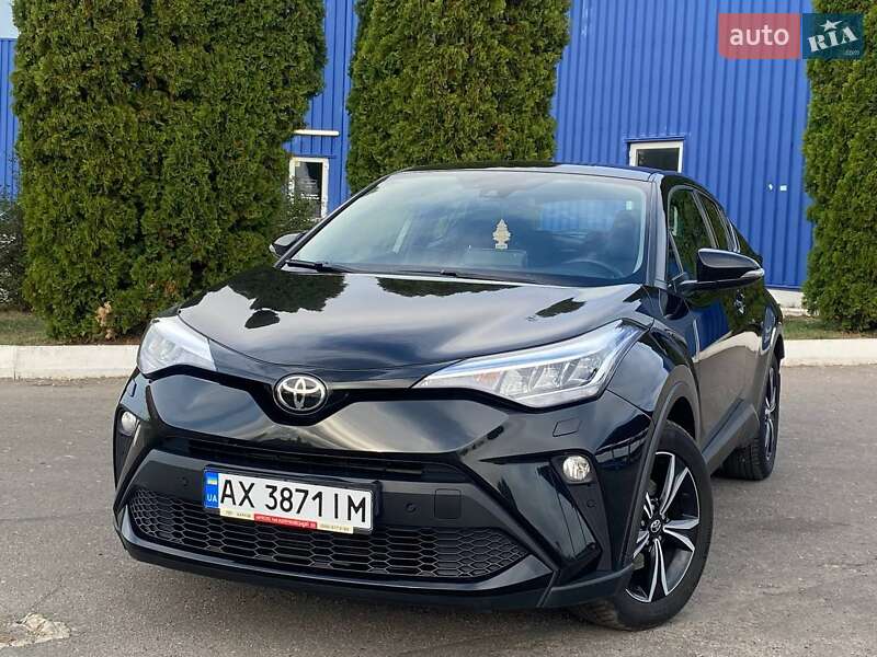 Внедорожник / Кроссовер Toyota C-HR 2019 в Полтаве фото 18 Внедорожник / Кроссовер Toyota C-HR 2019 в Полтаве