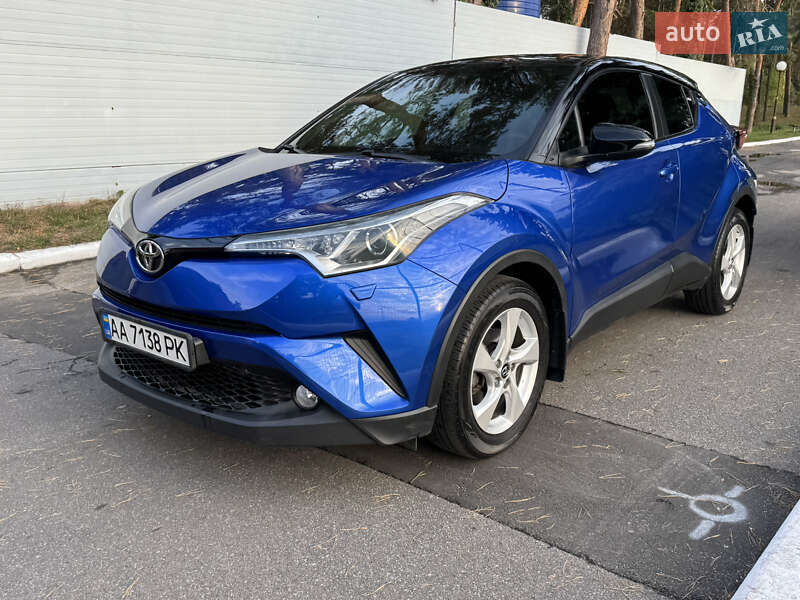 Toyota C-HR 2016