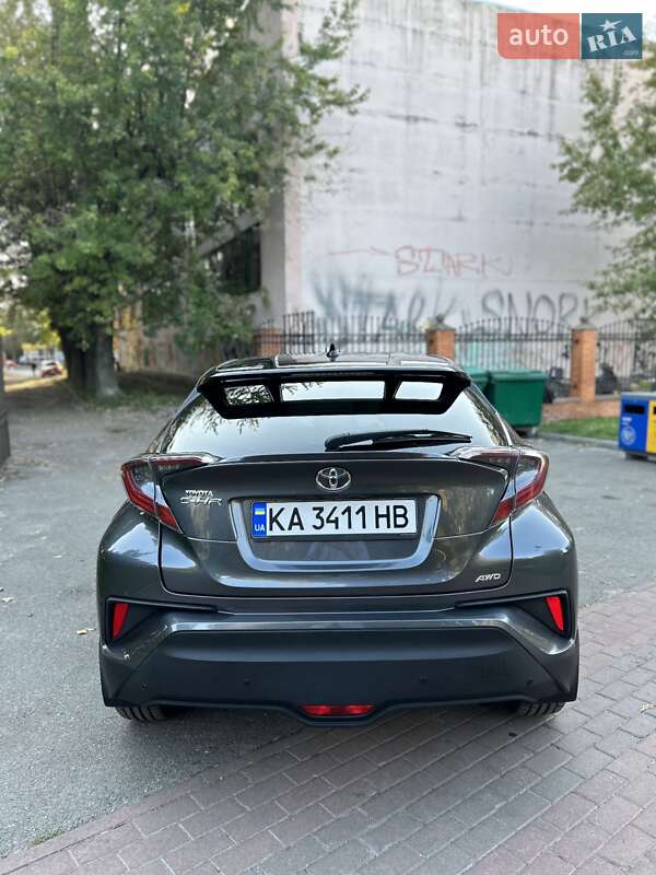Внедорожник / Кроссовер Toyota C-HR 2017 в Киеве фото 7 Внедорожник / Кроссовер Toyota C-HR 2017 в Киеве