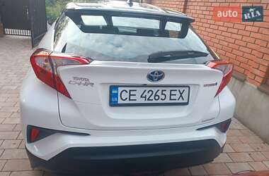 Внедорожник / Кроссовер Toyota C-HR 2018 в 