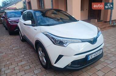 Внедорожник / Кроссовер Toyota C-HR 2018 в 
