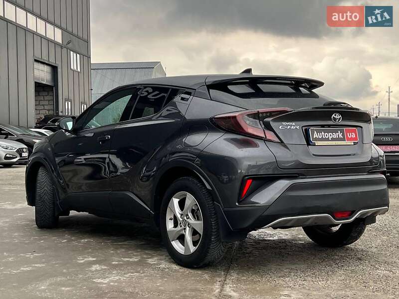Внедорожник / Кроссовер Toyota C-HR 2017 в Львове
