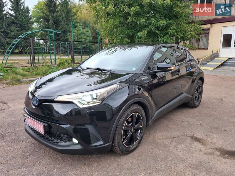 Внедорожник / Кроссовер Toyota C-HR 2019 в Житомире фото 10 Внедорожник / Кроссовер Toyota C-HR 2019 в Житомире