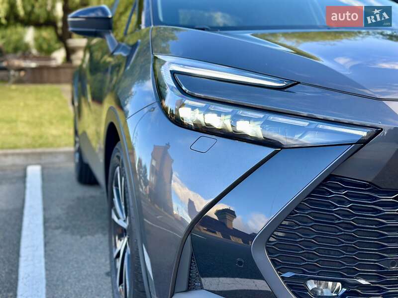 Внедорожник / Кроссовер Toyota C-HR 2024 в Киеве