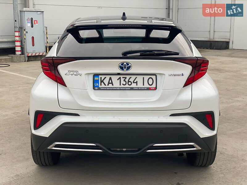 Внедорожник / Кроссовер Toyota C-HR 2022 в Киеве