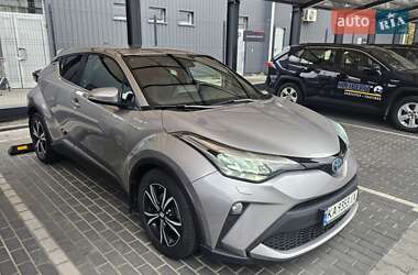 Внедорожник / Кроссовер Toyota C-HR 2020 в Киеве