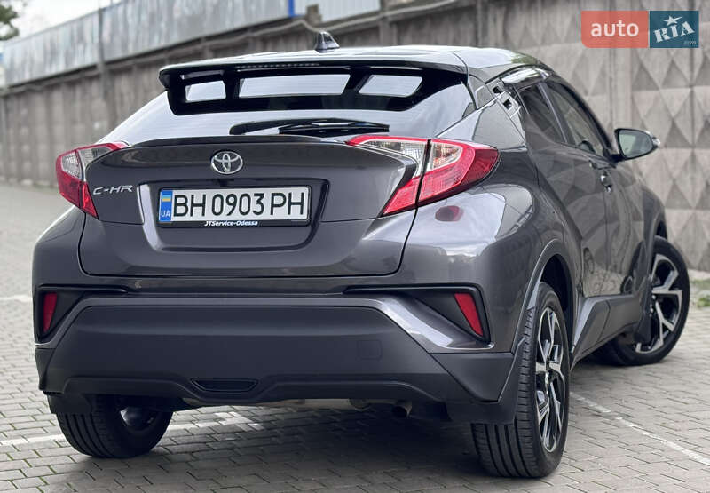 Позашляховик / Кросовер Toyota C-HR 2019 в Одесі