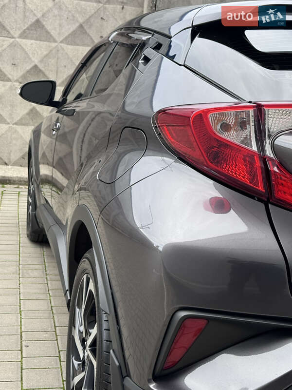 Позашляховик / Кросовер Toyota C-HR 2019 в Одесі