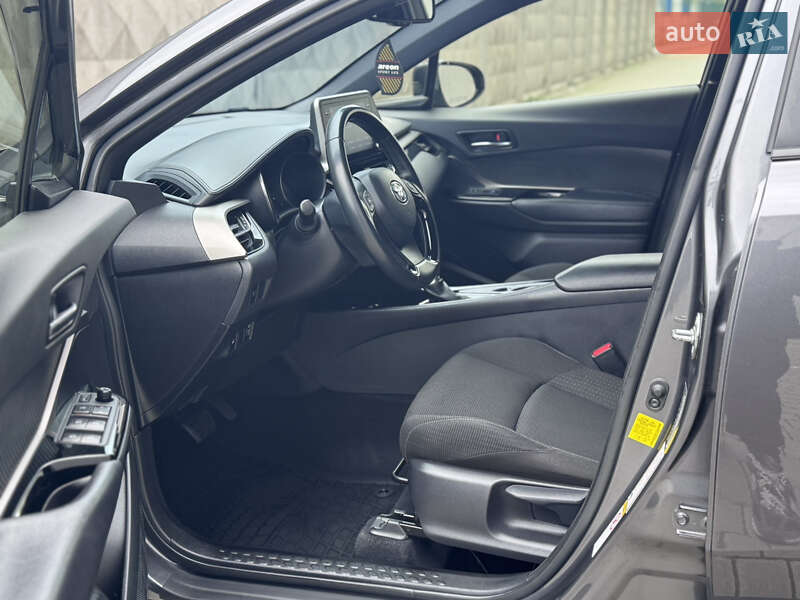Позашляховик / Кросовер Toyota C-HR 2019 в Одесі