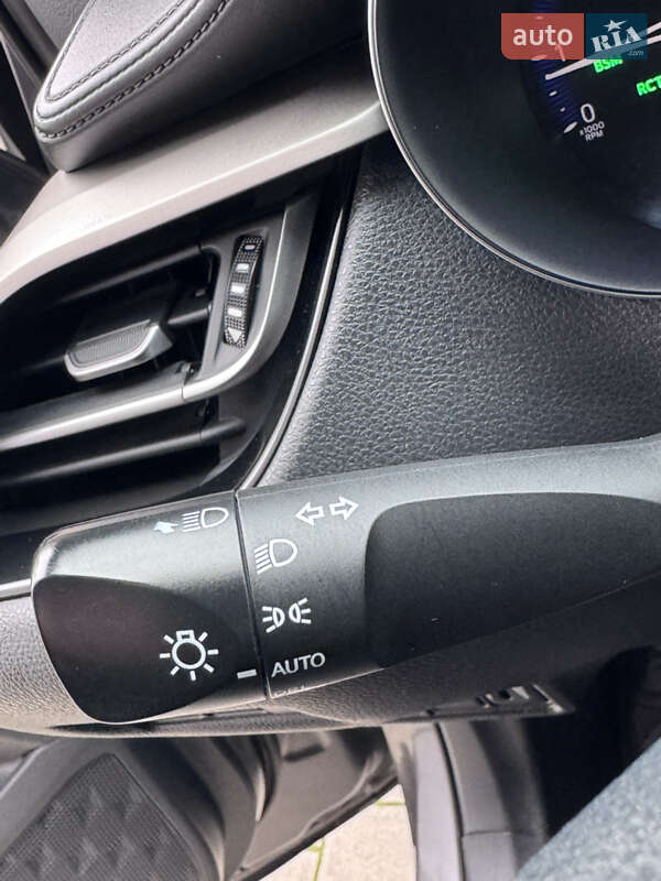 Позашляховик / Кросовер Toyota C-HR 2019 в Одесі