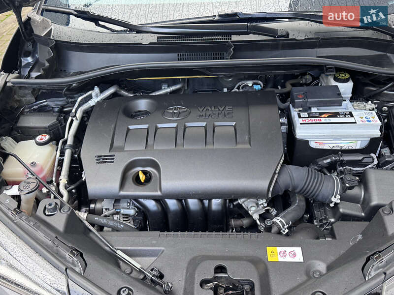 Позашляховик / Кросовер Toyota C-HR 2019 в Одесі